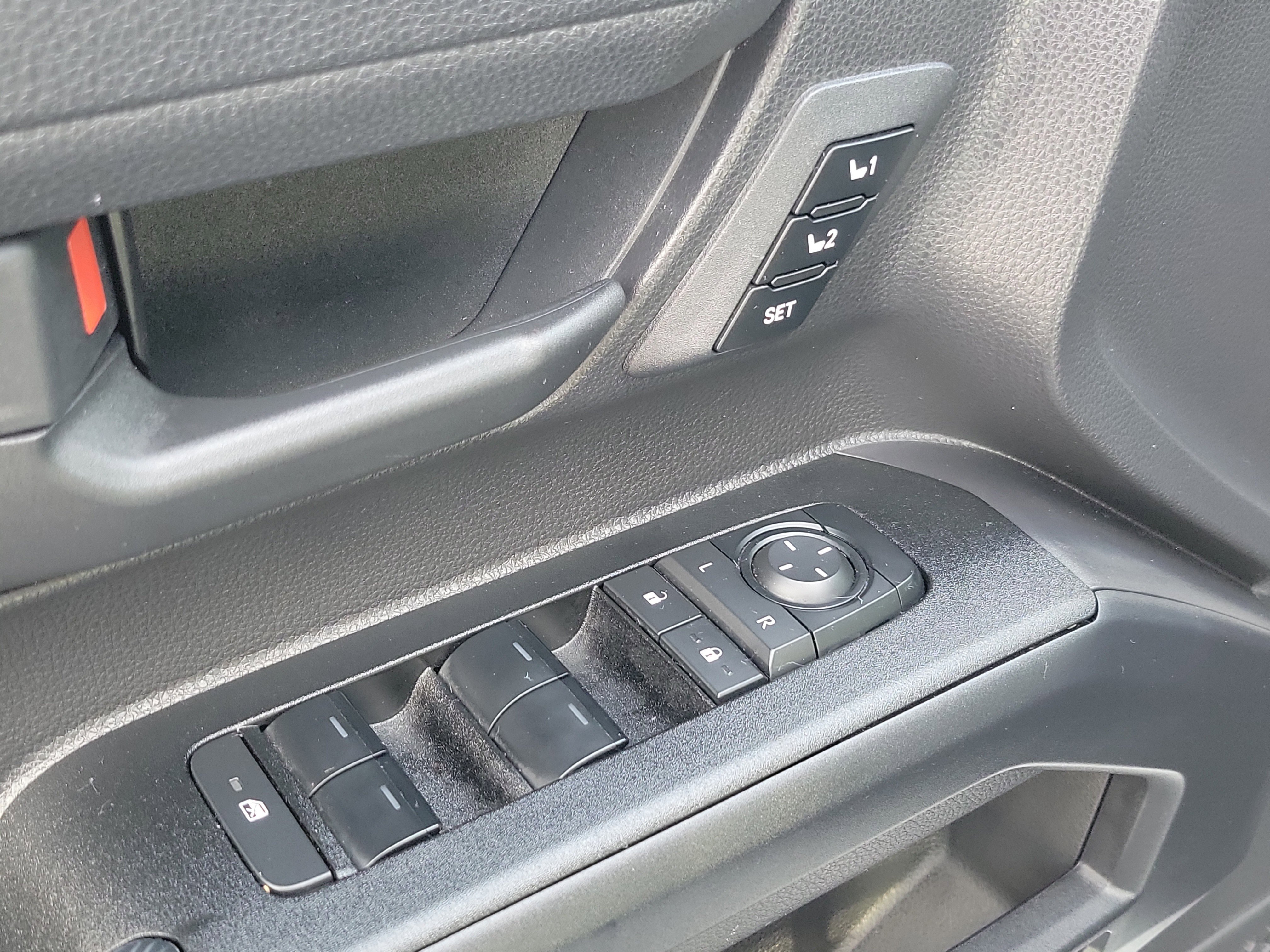 Certified 2025 Toyota 4Runner TRD Off-Road Premium image 22