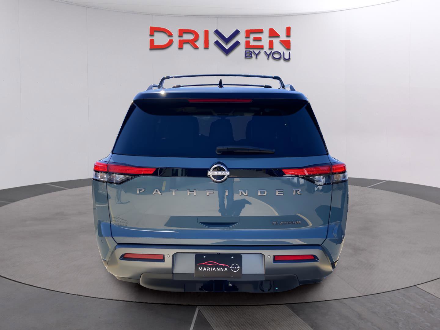 New 2026 Nissan Pathfinder Platinum image 4