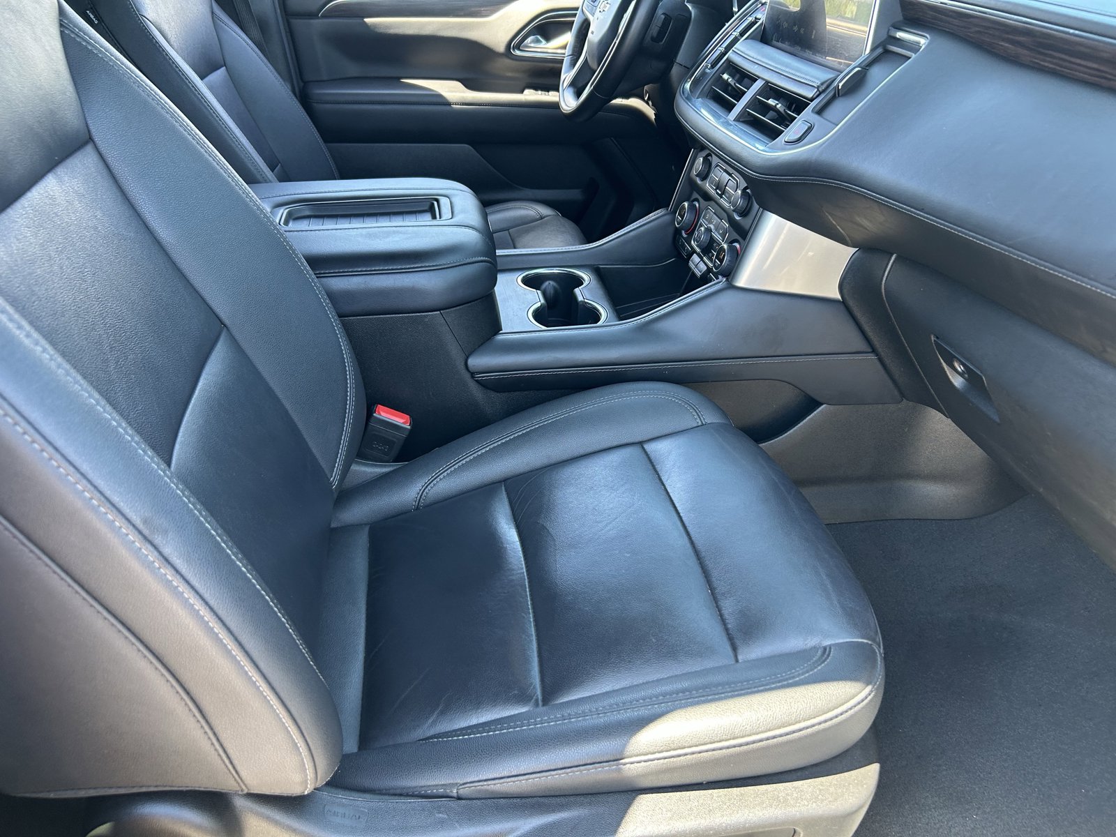 Certified 2024 Chevrolet Suburban LT image 12