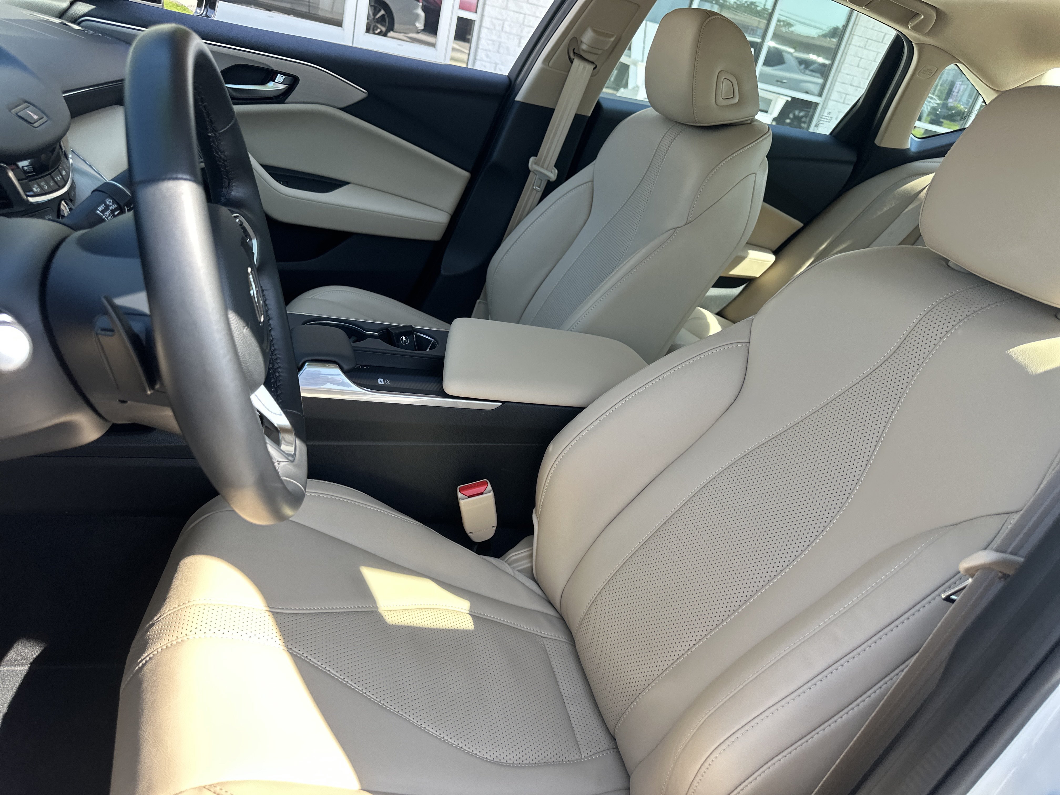 Used 2025 Acura TLX w/ Technology Package FWD image 10
