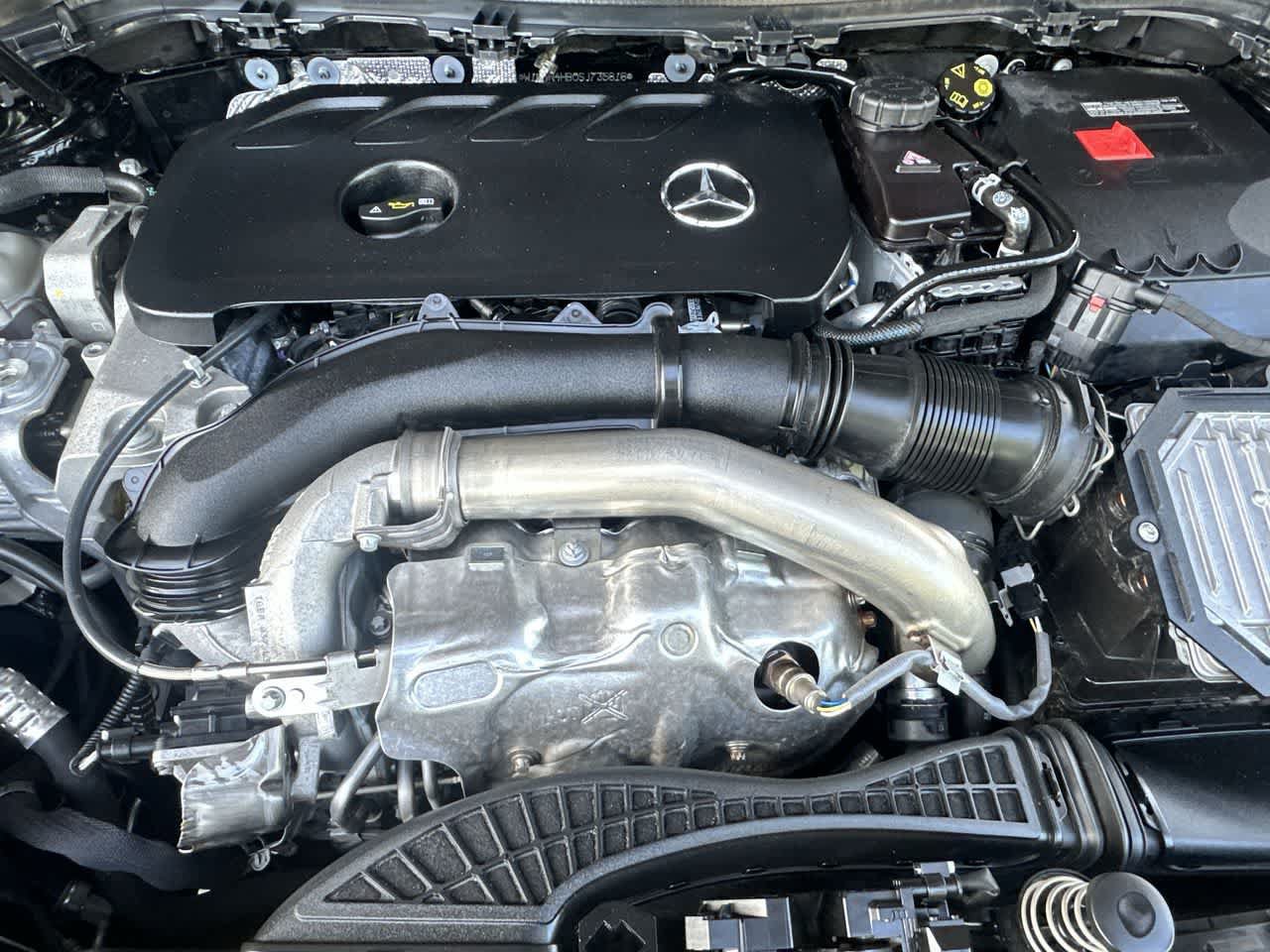 Used 2025 Mercedes-Benz GLA 250 4MATIC image 12