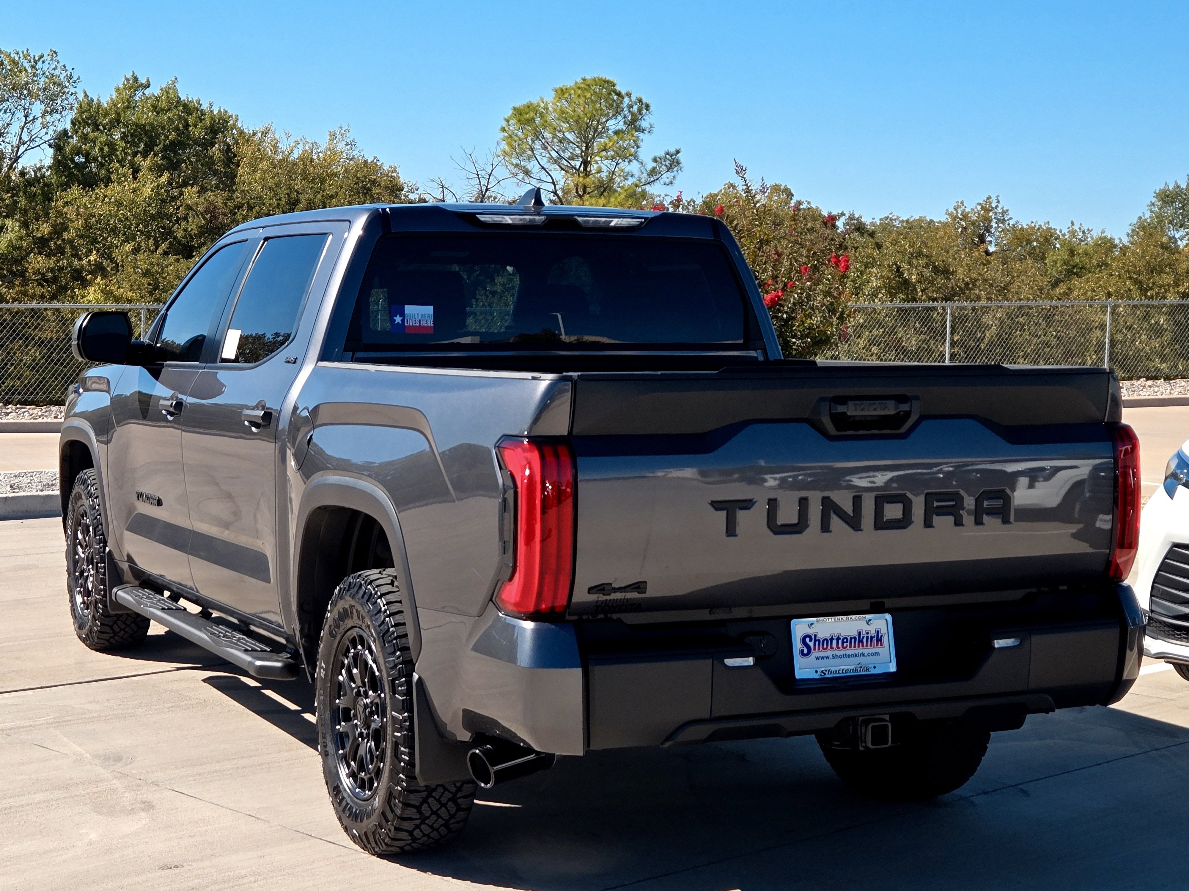 New 2026 Toyota Tundra SR5 image 4