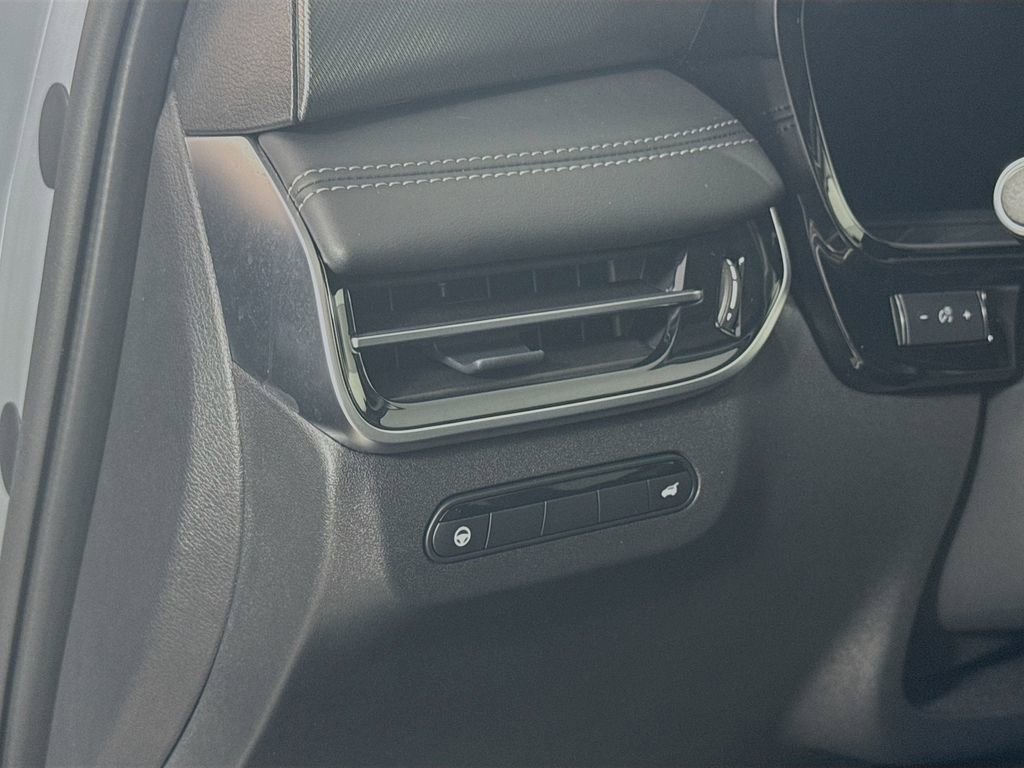 Certified 2026 INFINITI QX60 Luxe w/ Cargo Package image 12