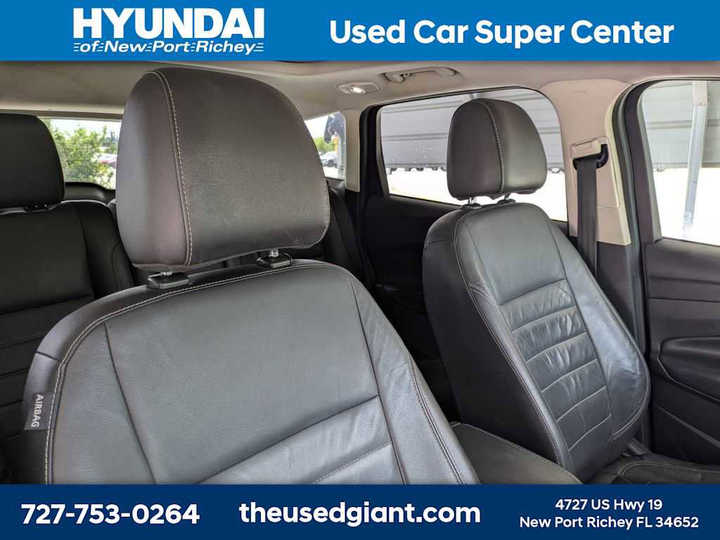 Used 2015 Ford Escape Titanium w/ Equipment Group 301A FWD image 6