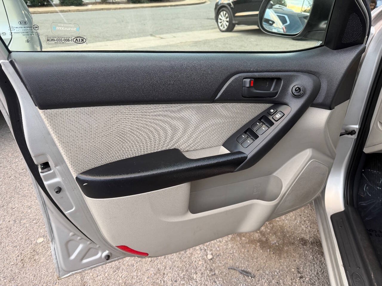 Used 2012 Kia Forte EX FWD image 13