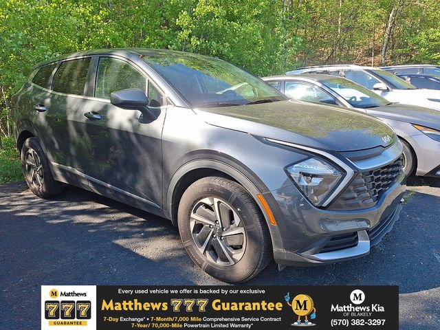 Used 2023 Kia Sportage LX AWD/4WD image 1