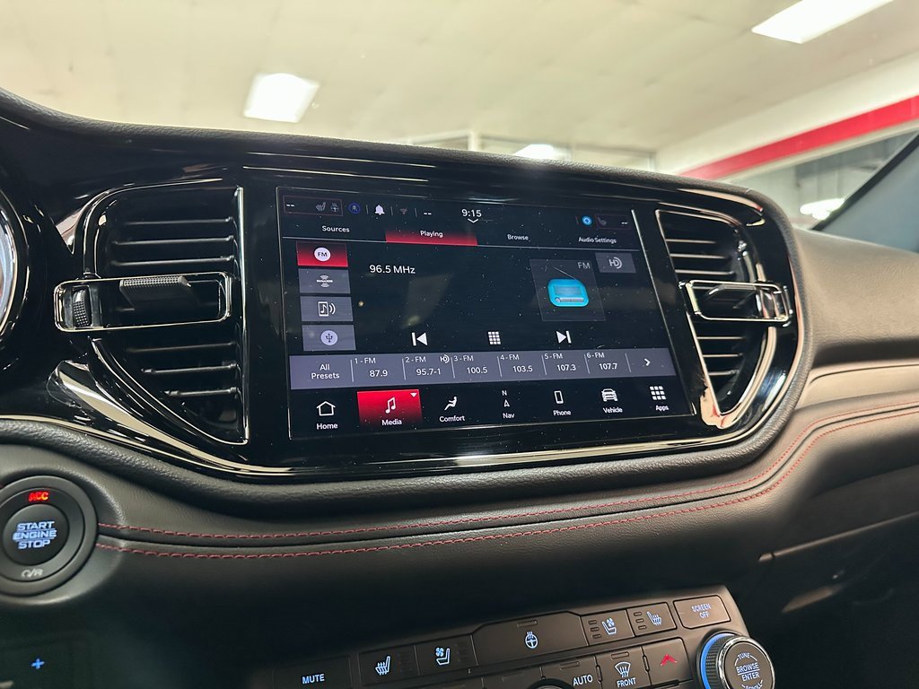 Certified 2024 Dodge Durango GT image 25