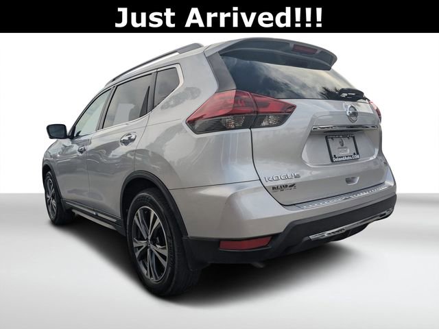 Used 2018 Nissan Rogue SL w/ Premium Package image 5