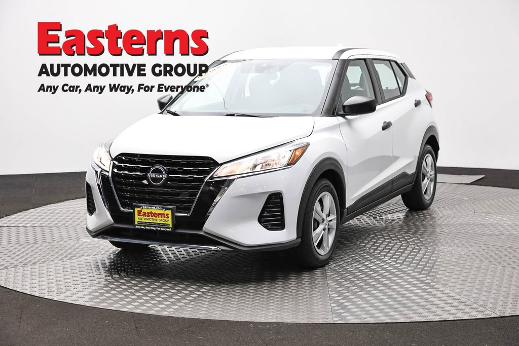 Used 2024 Nissan Kicks S FWD image 1