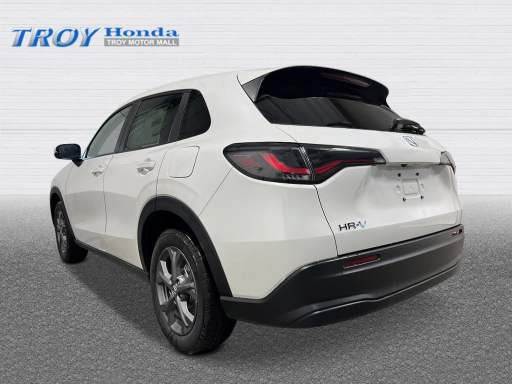 New 2027 Honda HR-V LX image 3