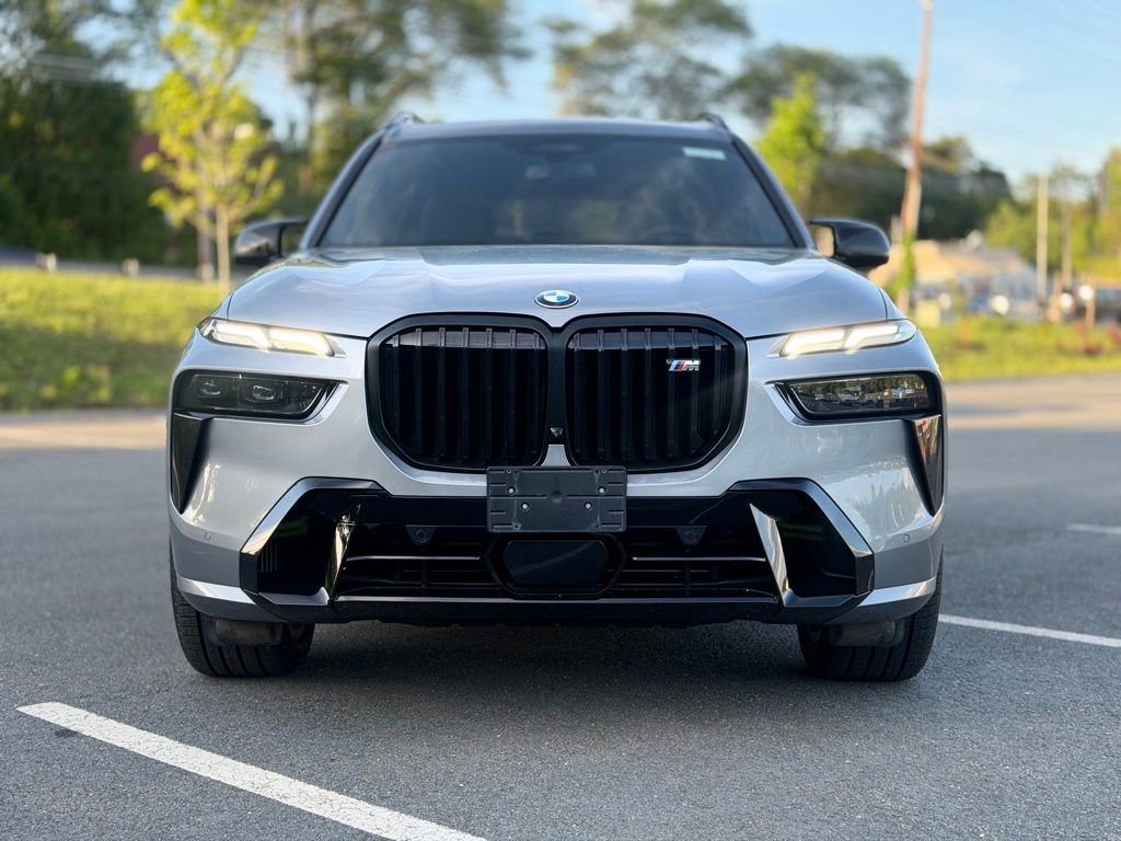 Used 2023 BMW X7 M60i w/ Executive Package AWD/4WD image 10