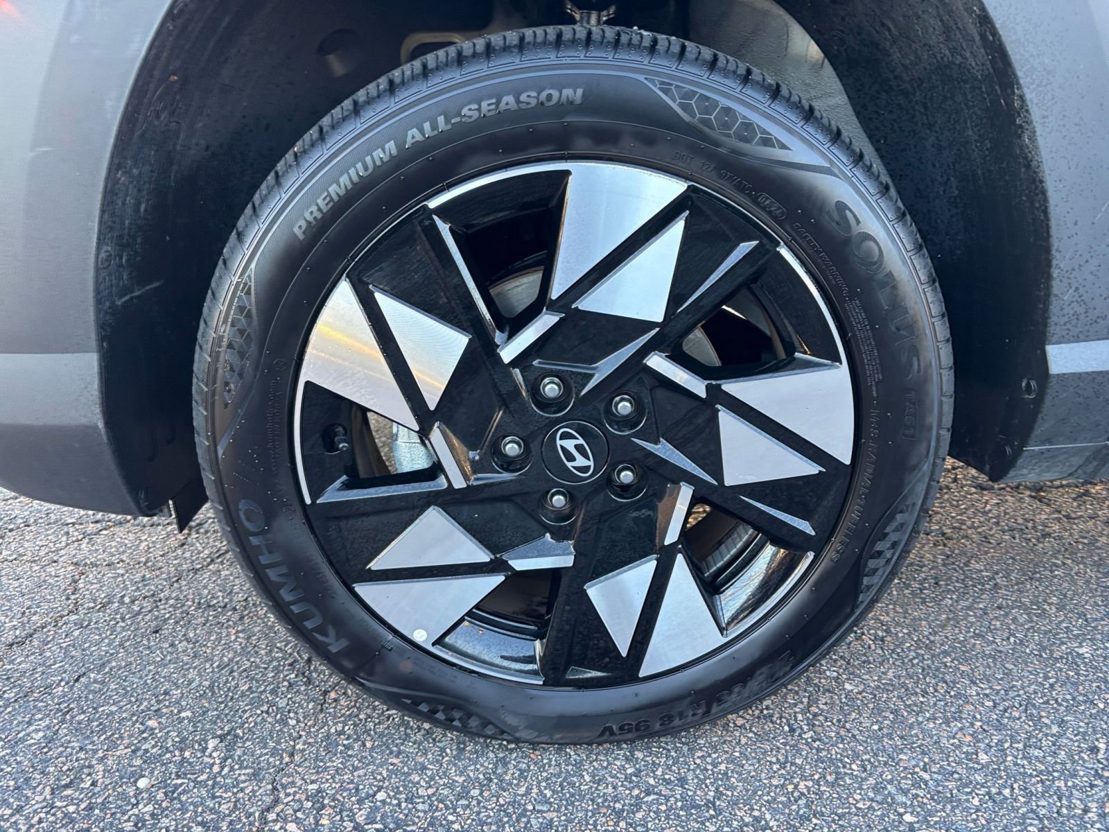 Used 2025 Hyundai Kona SEL image 30