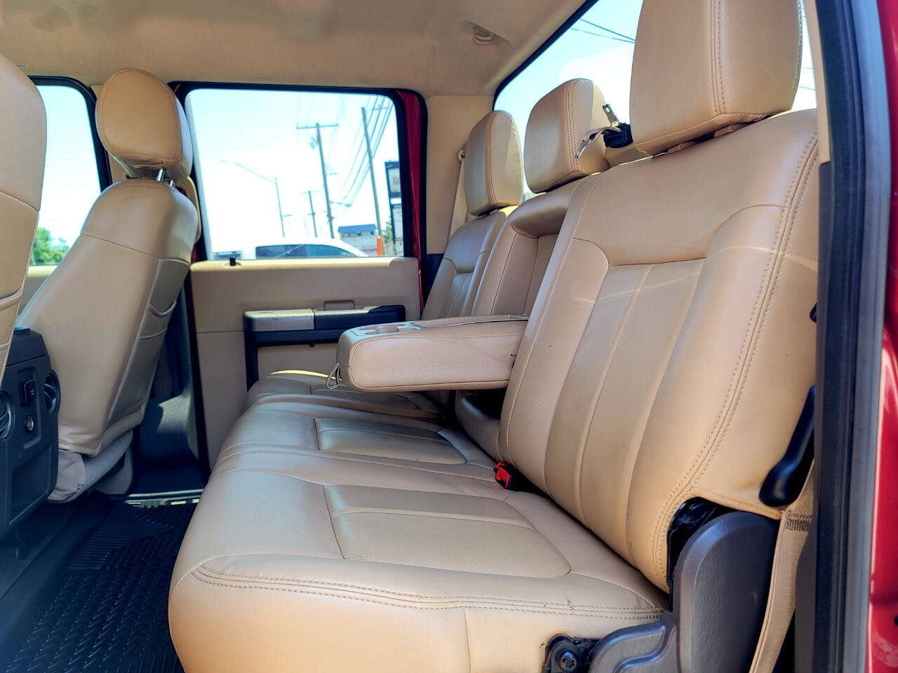 Used 2015 Ford F250 XLT w/ Snow Plow Prep Package image 15