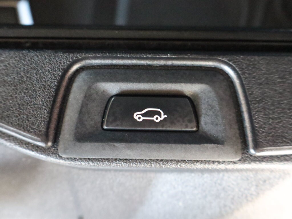 Used 2020 BMW X5 M50i w/ Executive Package AWD/4WD image 46