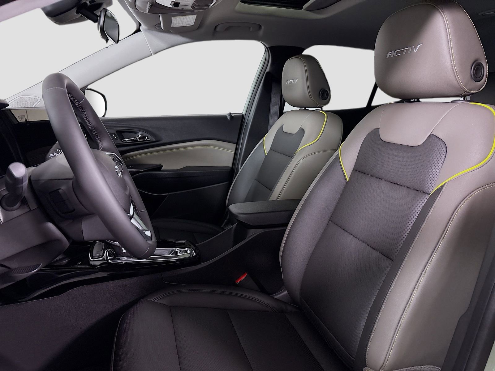 New 2026 Chevrolet Trax ACTIV w/ Sunroof Package image 25