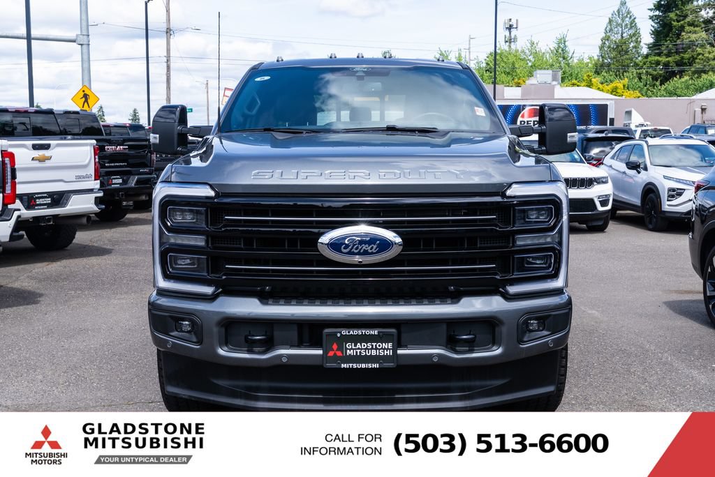 Used 2026 Ford F350 Platinum w/ FX4 Off-Road Package AWD/4WD image 2