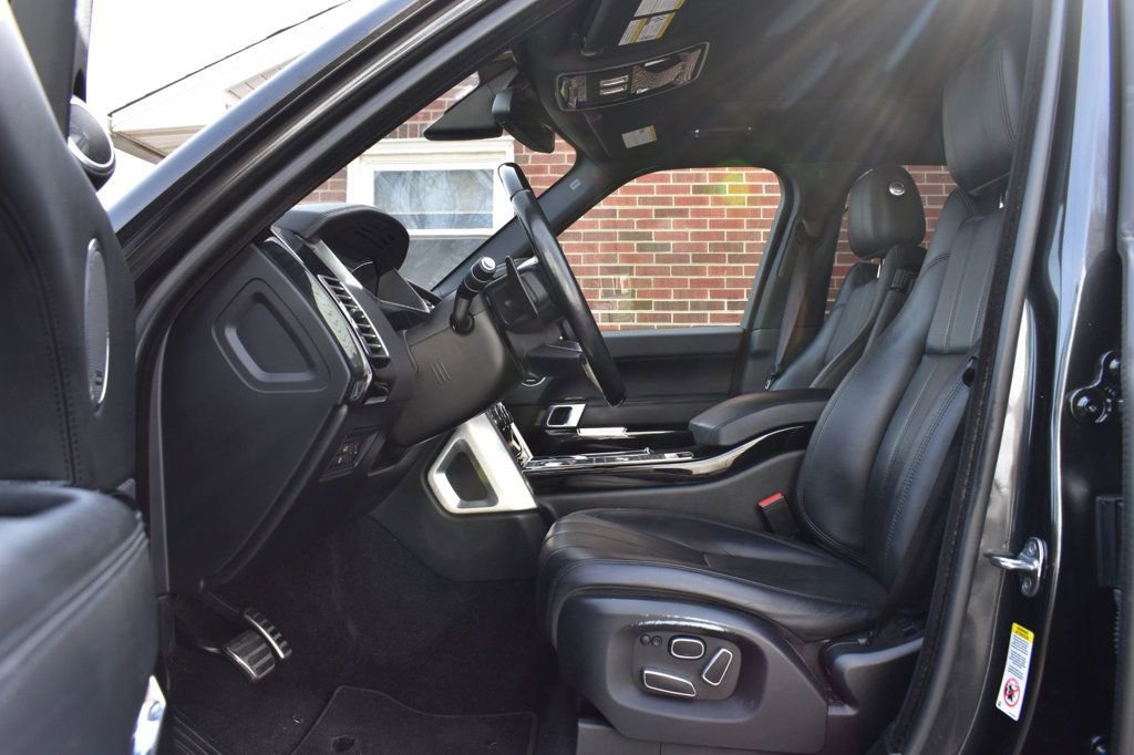 Used 2014 Land Rover Range Rover Supercharged AWD/4WD image 14