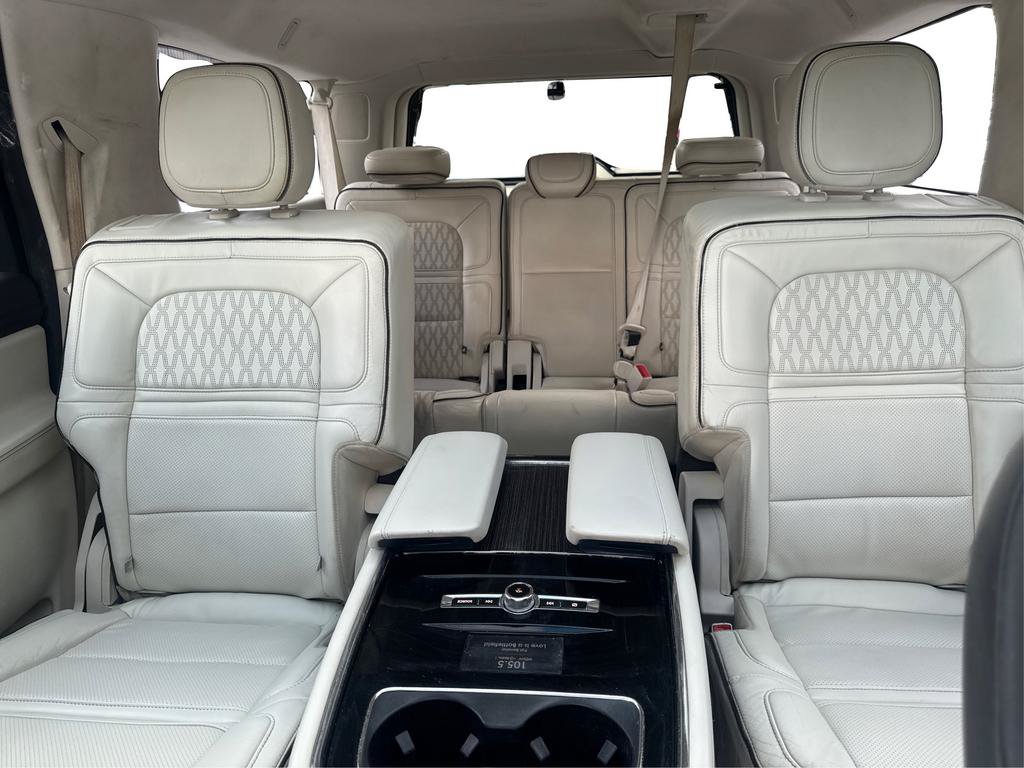 Used 2018 Lincoln Navigator L Black Label AWD/4WD image 12