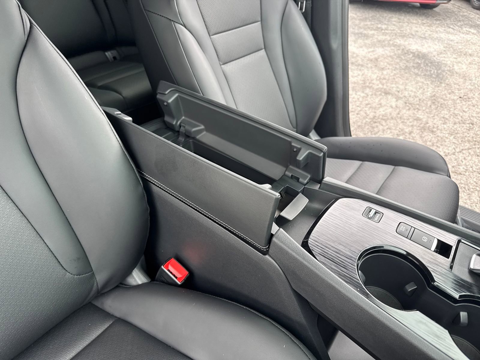 New 2026 Nissan Rogue Dark Armor FWD image 42