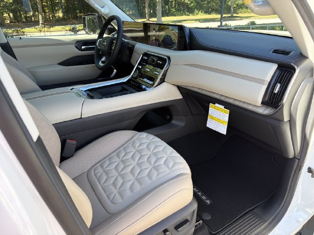 New 2026 Nissan Armada Platinum AWD/4WD image 15