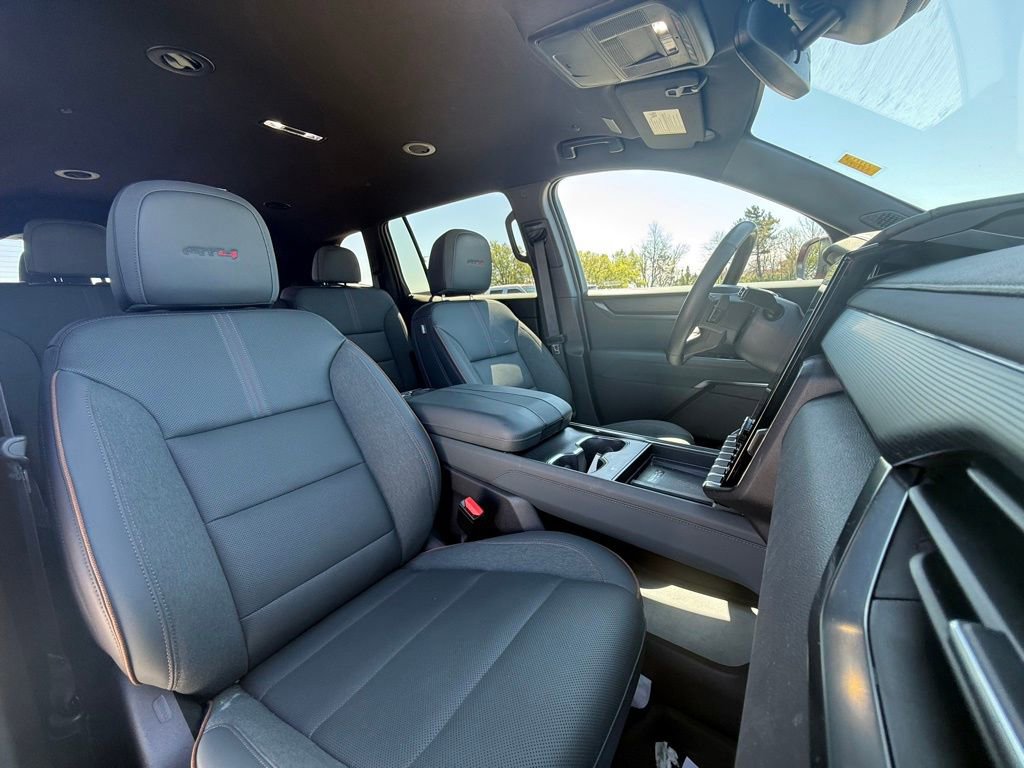 Used 2024 GMC Acadia AT4 w/ LPO, Floor Liner Package image 31