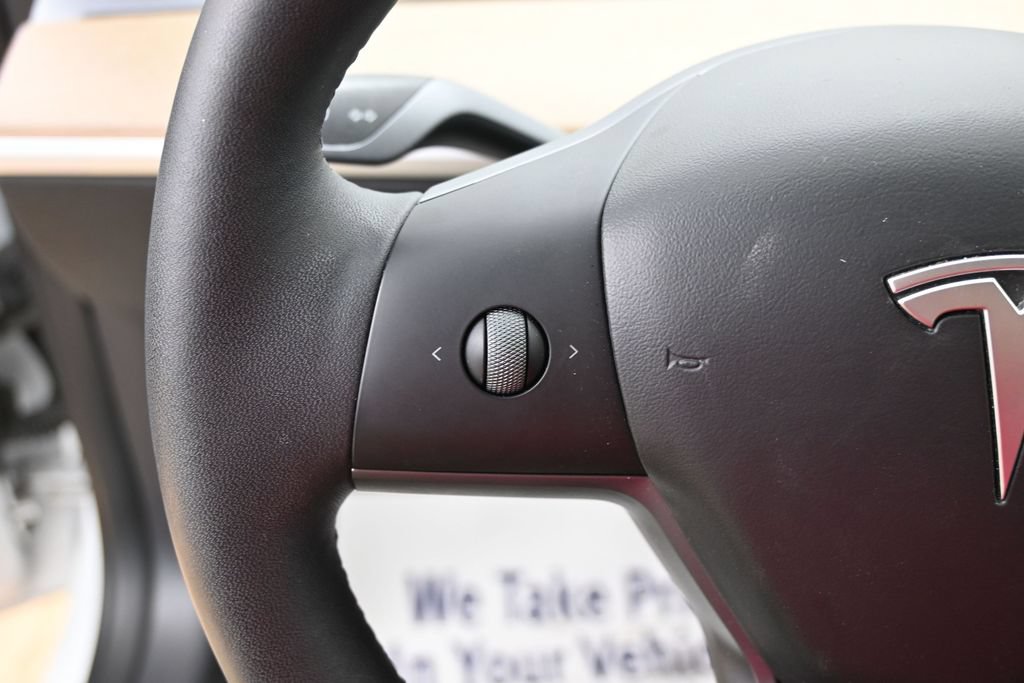 Used 2023 Tesla Model 3 Standard Range RWD image 21