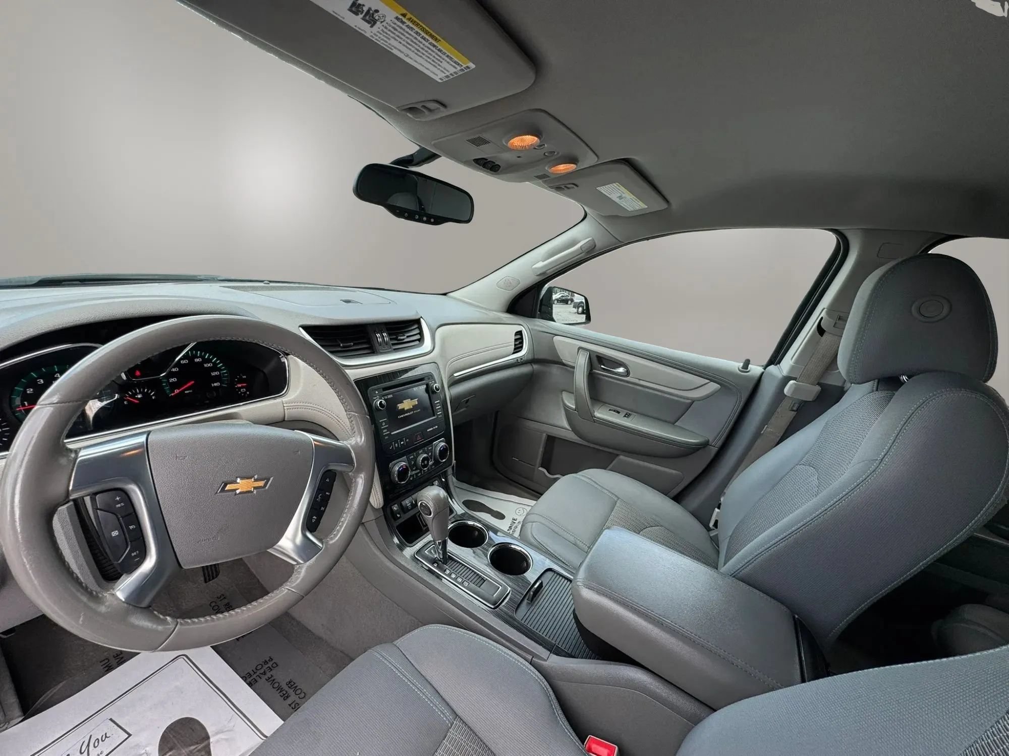 Used 2017 Chevrolet Traverse LT FWD image 11