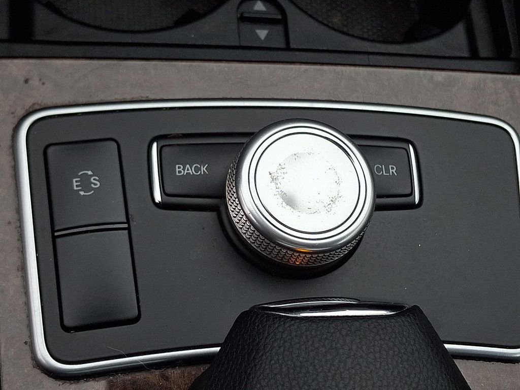 Used 2011 Mercedes-Benz E 350 4MATIC Sedan image 26