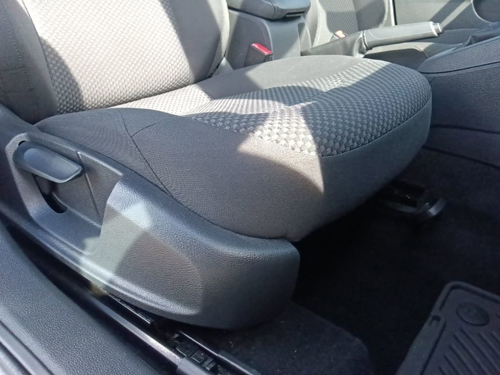 Used 2013 Volkswagen Jetta S FWD image 31