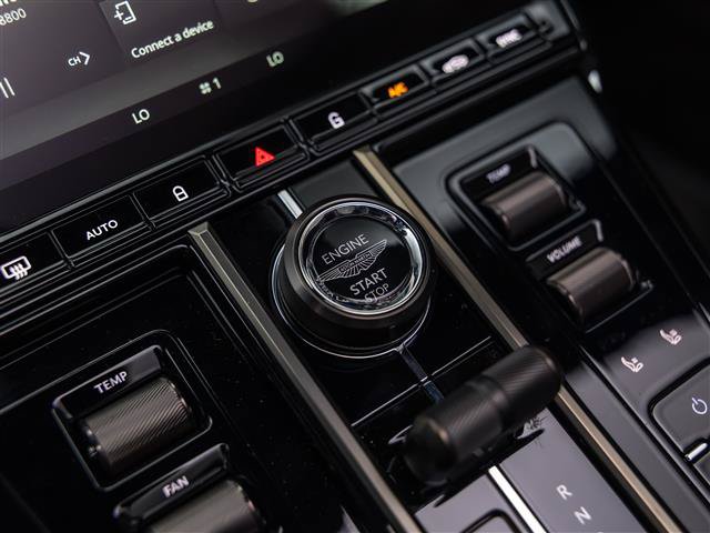 New 2026 Aston Martin V8 Vantage S RWD image 38