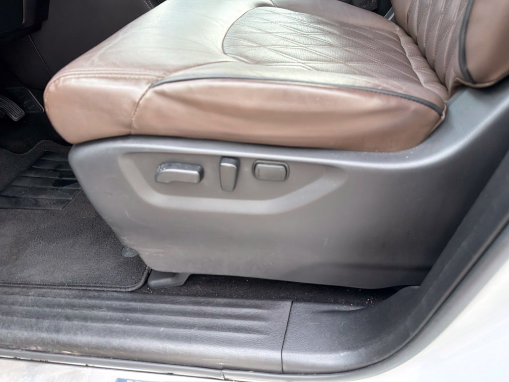 Used 2023 Nissan Armada Platinum w/ Captain's Chairs Package AWD/4WD image 51