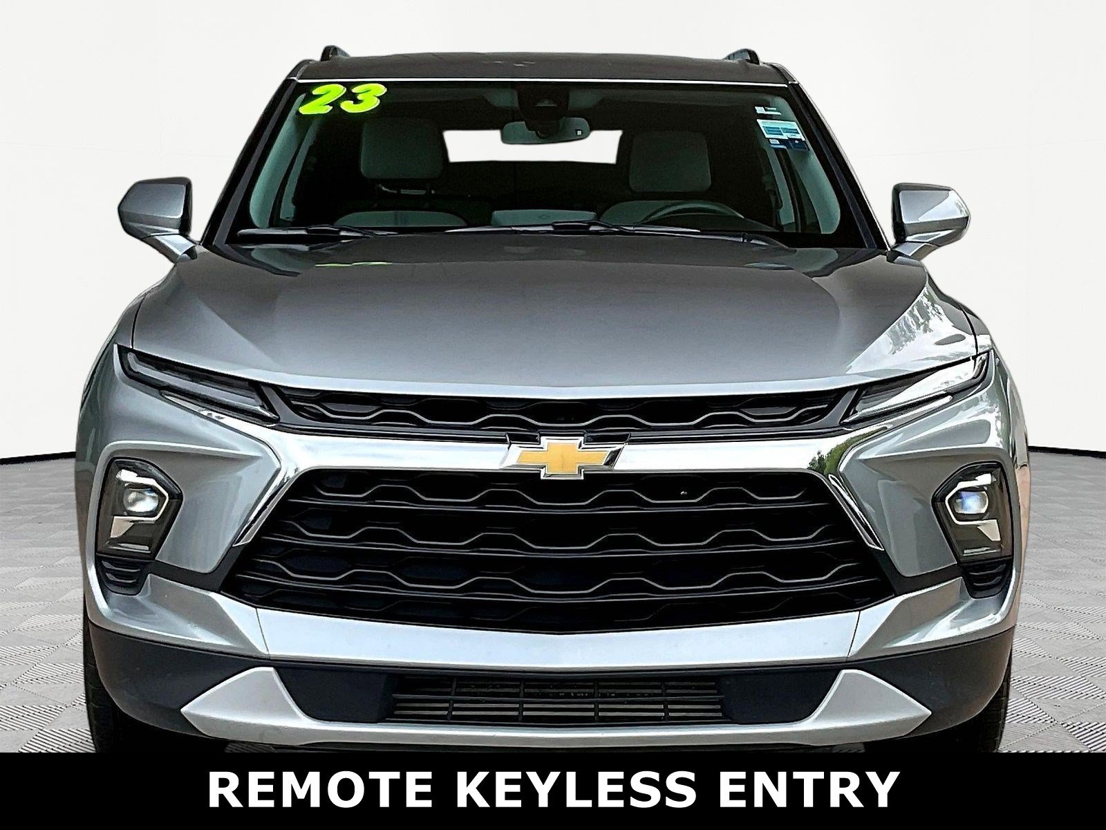 Used 2023 Chevrolet Blazer LT w/ Convenience Package AWD/4WD image 2