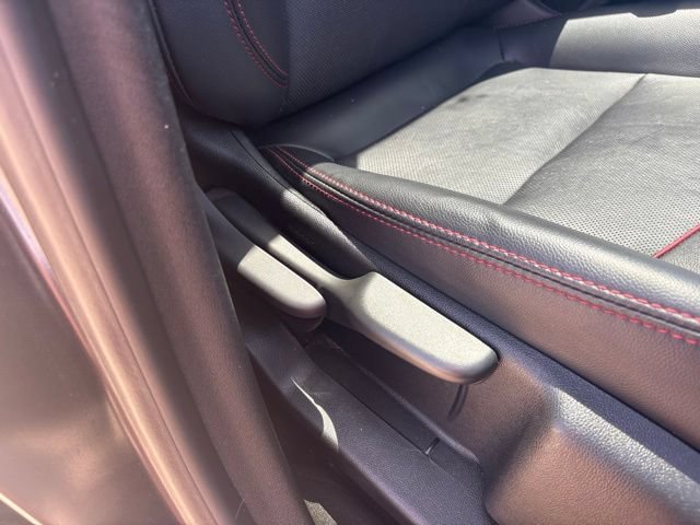 Used 2022 Chevrolet Equinox RS w/ RS Leather Package AWD/4WD image 48