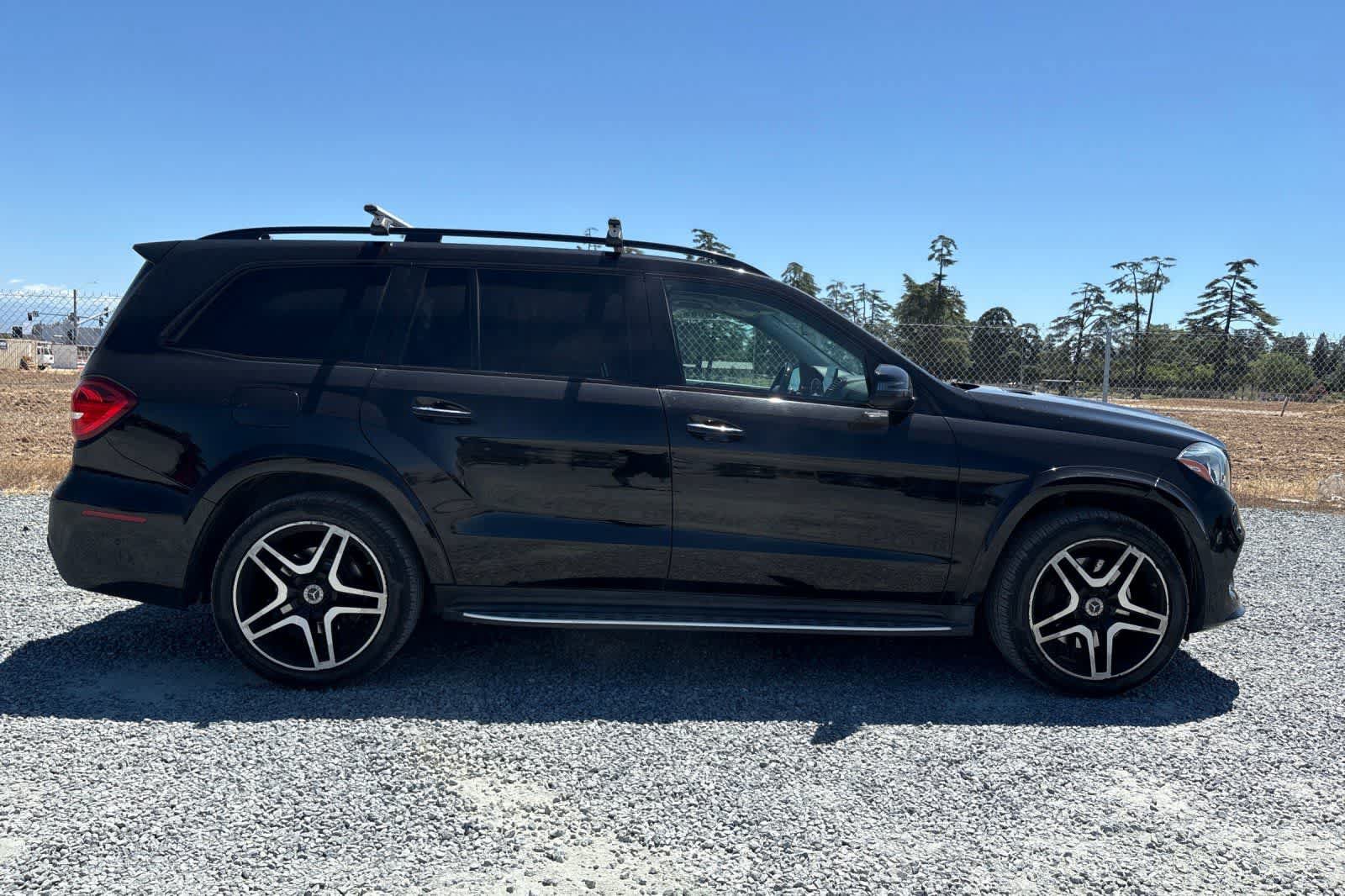 Used 2018 Mercedes-Benz GLS 550 4MATIC image 9