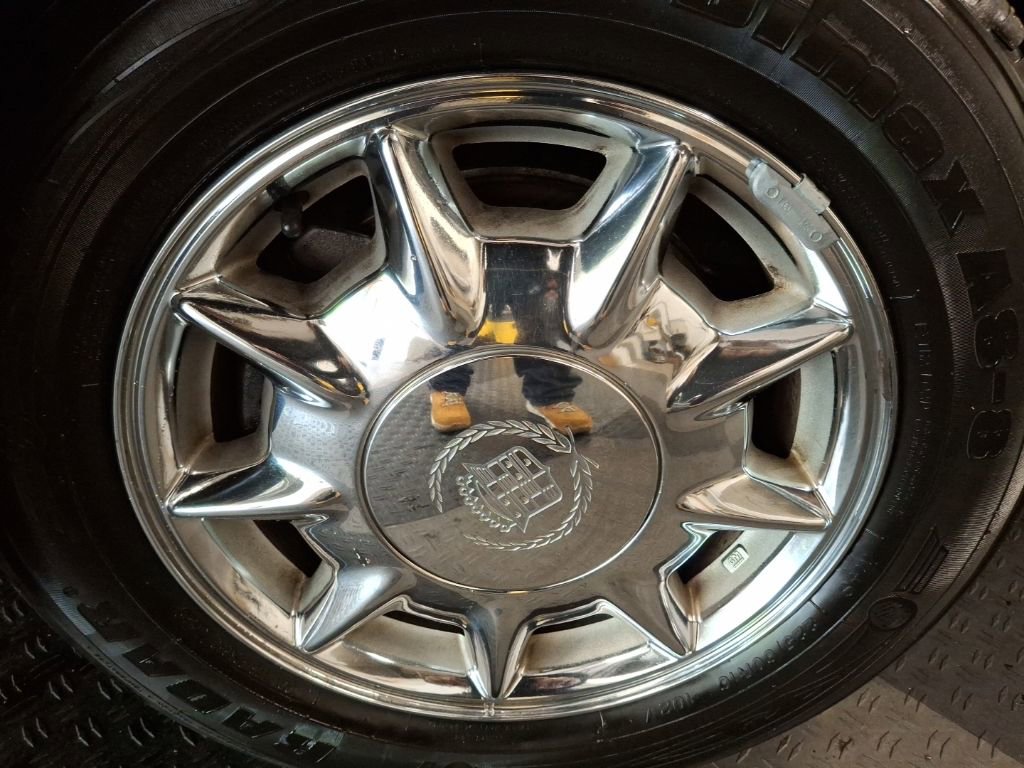 Used 1997 Cadillac Seville SLS w/ Leather/Lumbar Pkg FWD image 4
