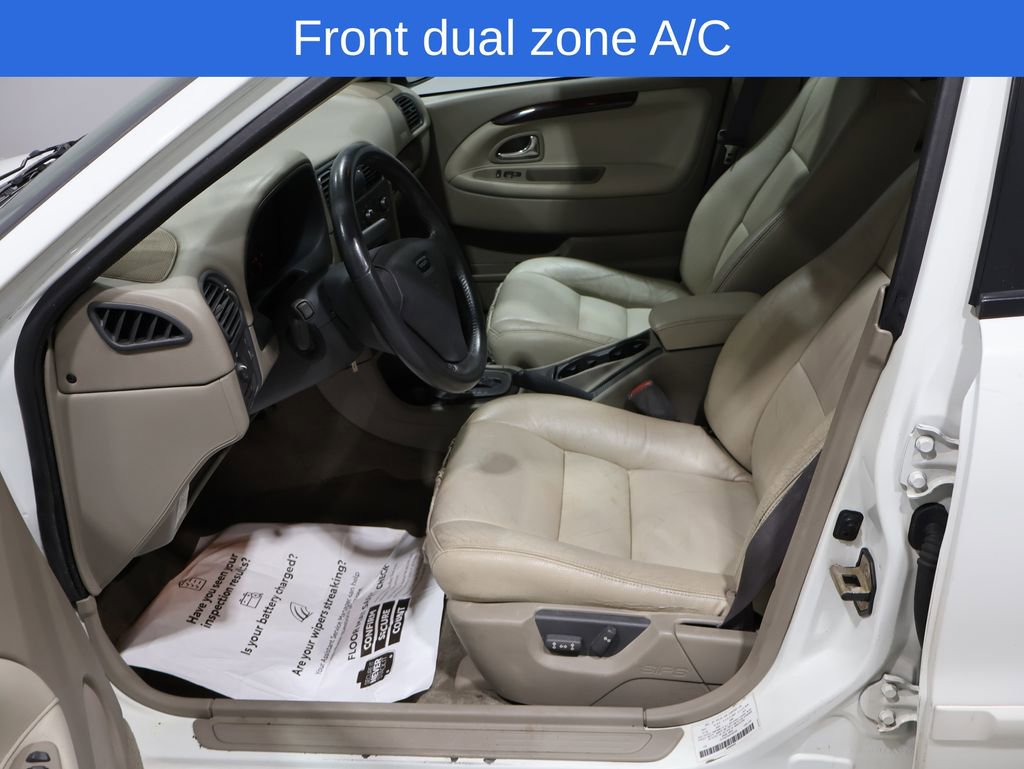 Used 2004 Volvo S40 image 2