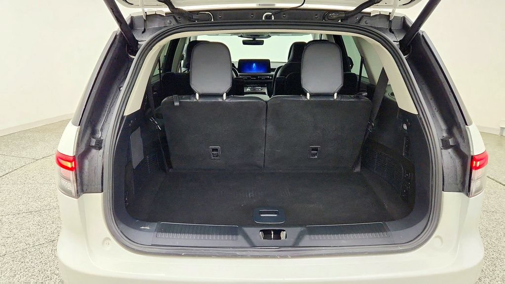 Used 2026 Lincoln Aviator Reserve AWD/4WD image 19