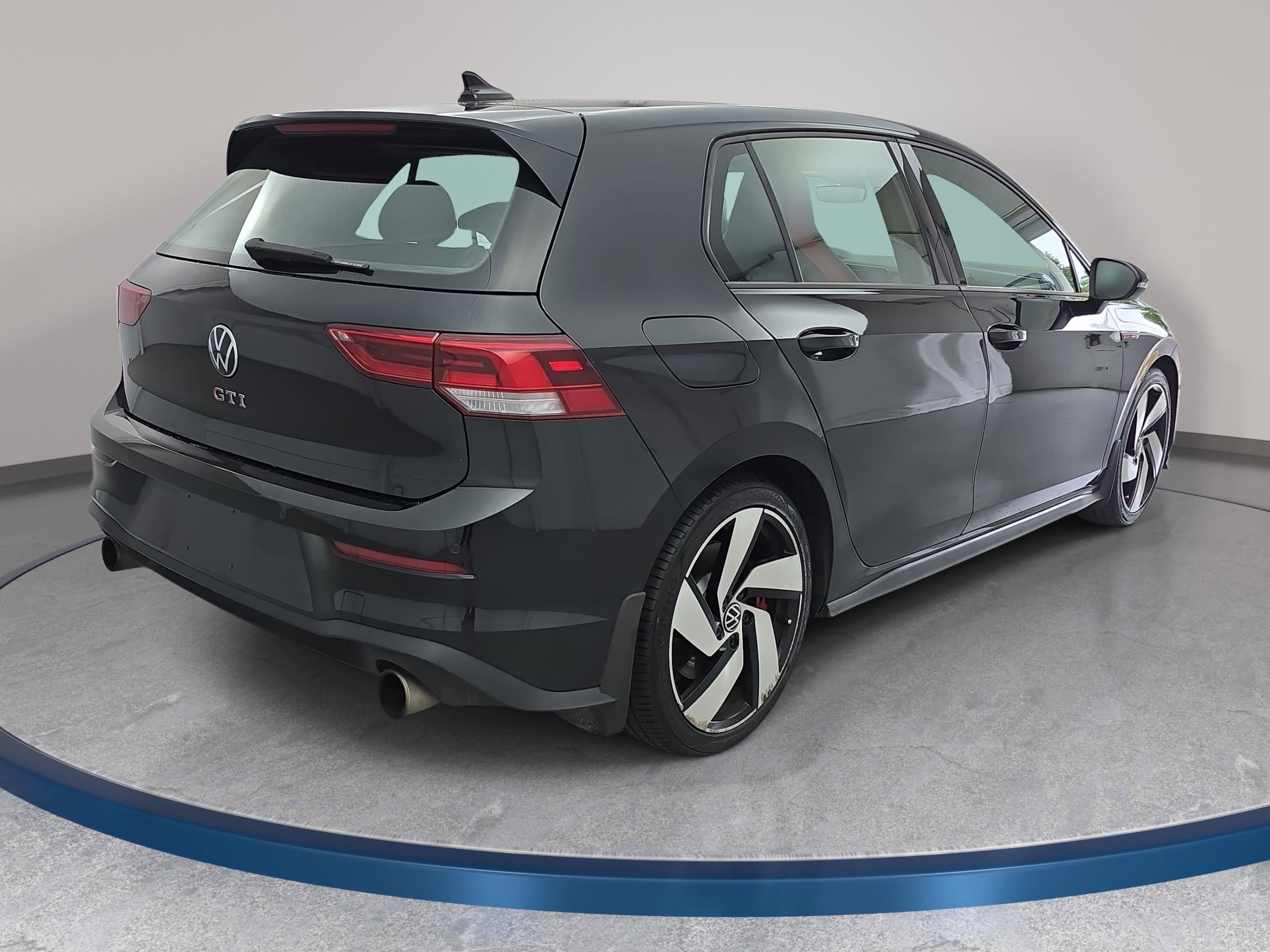 Used 2022 Volkswagen GTI S FWD image 5