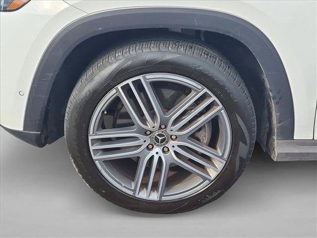 Used 2025 Mercedes-Benz GLS 450 4MATIC image 26