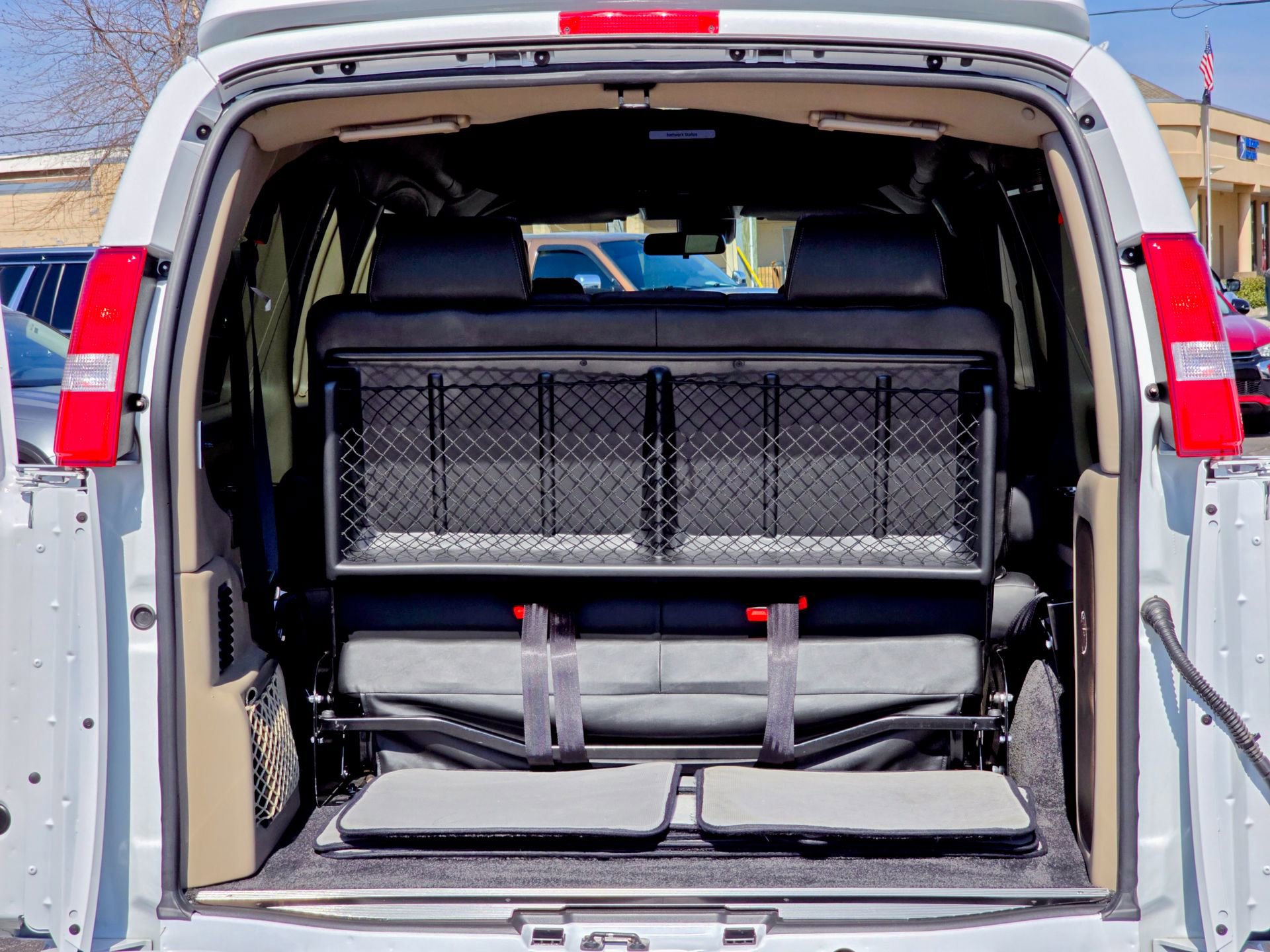 Used 2025 GMC Savana 2500 w/ Driver Convenience Package image 61