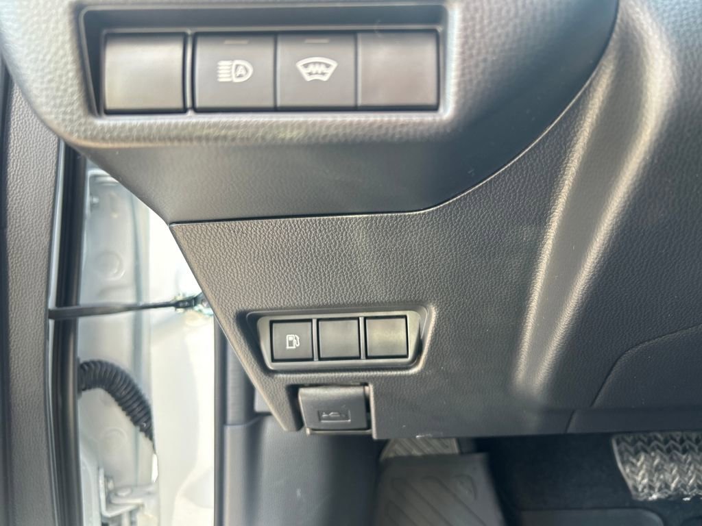 New 2026 Toyota Prius LE image 29