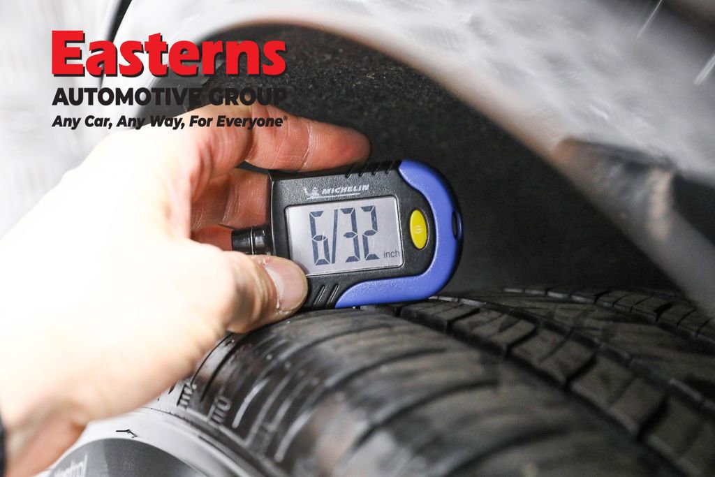 Used 2024 Buick Encore GX Sport Touring image 26