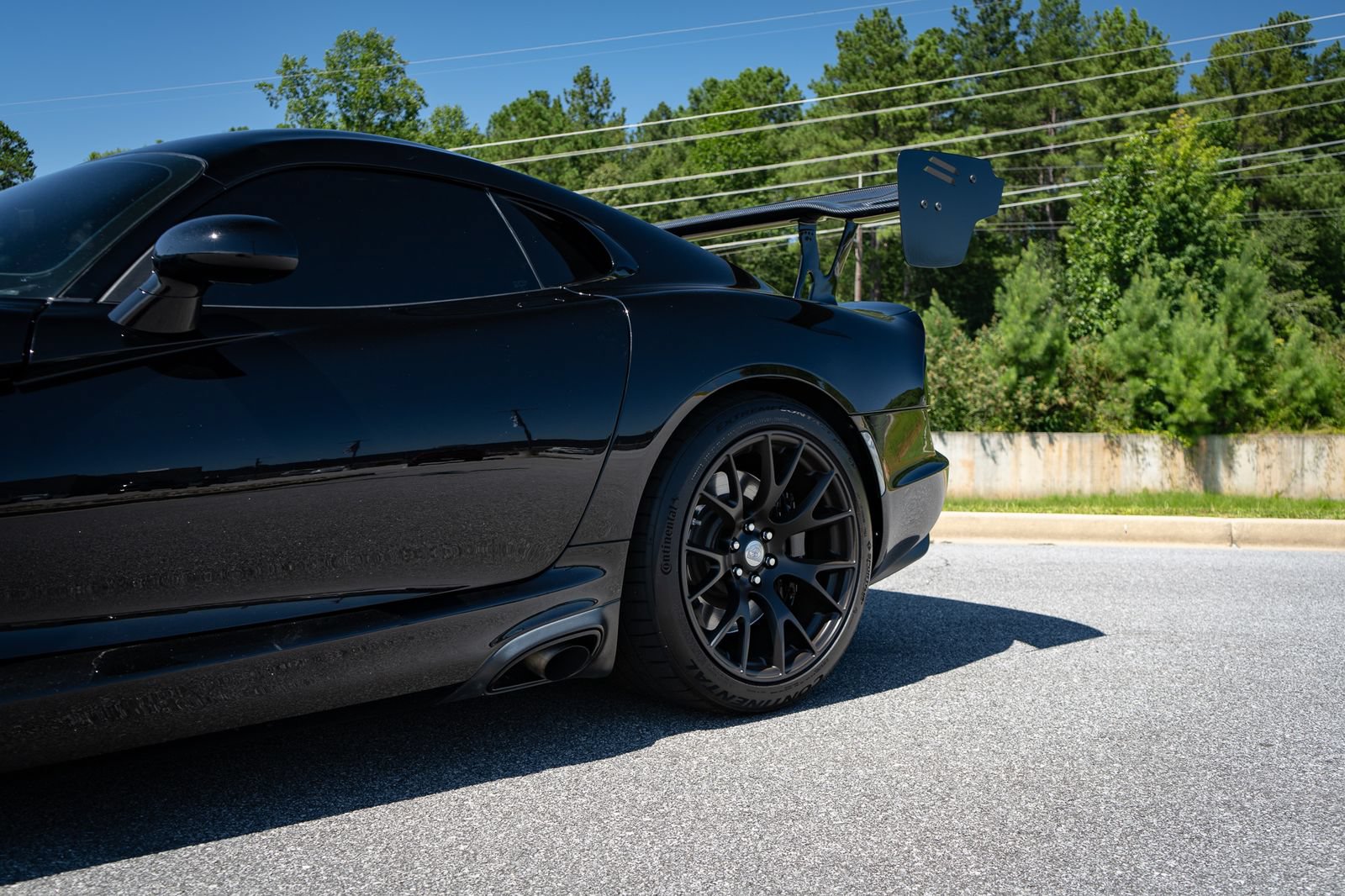 Used 2014 SRT Viper SRT-10 w/ Advanced Aerodynamics Package RWD image 18