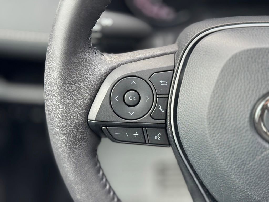 Certified 2025 Toyota RAV4 XLE image 31