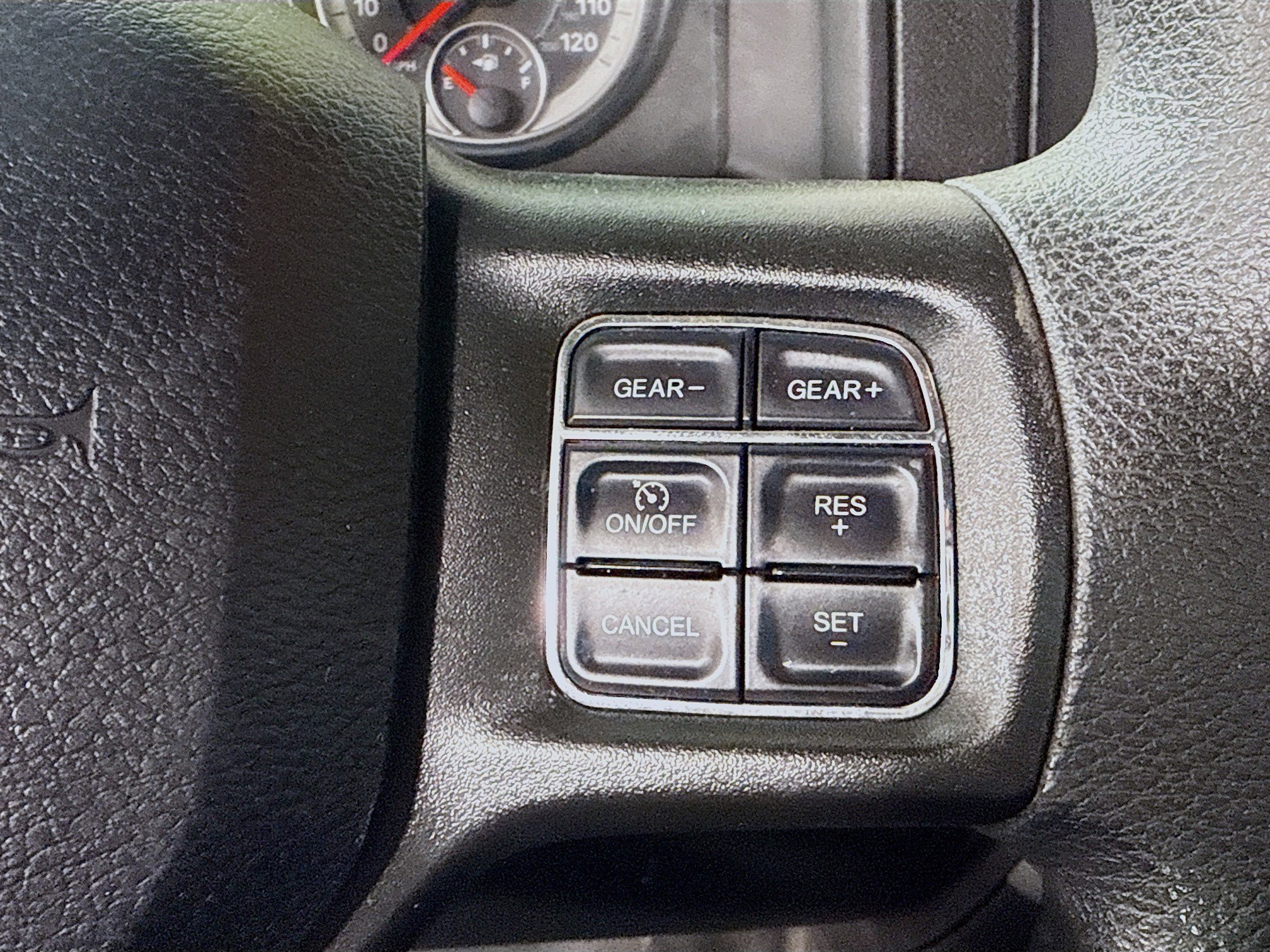 Used 2022 RAM 1500 Tradesman w/ Chrome Appearance Group image 15