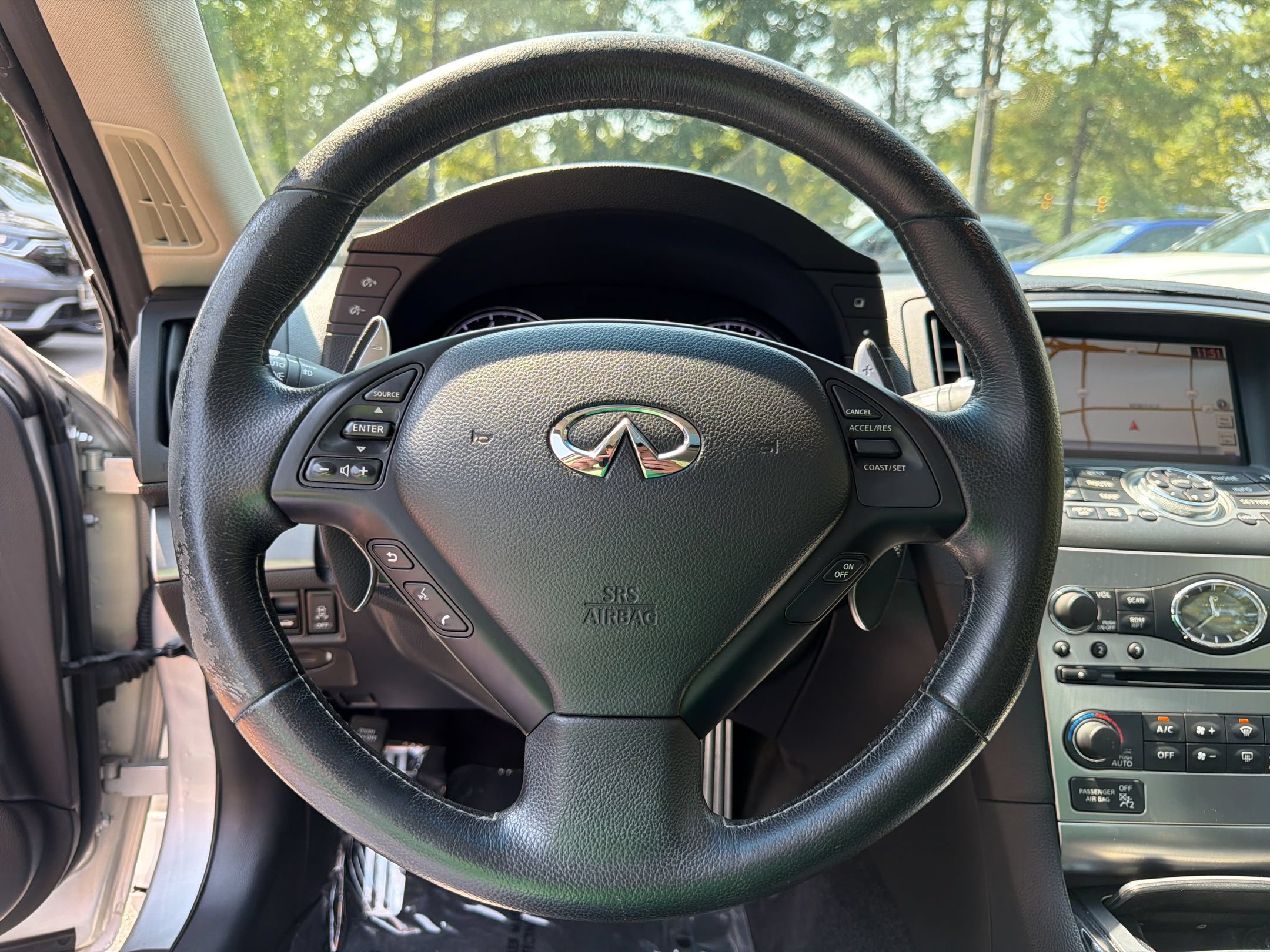 Used 2010 INFINITI G37 Journey w/ Premium Pkg RWD image 11