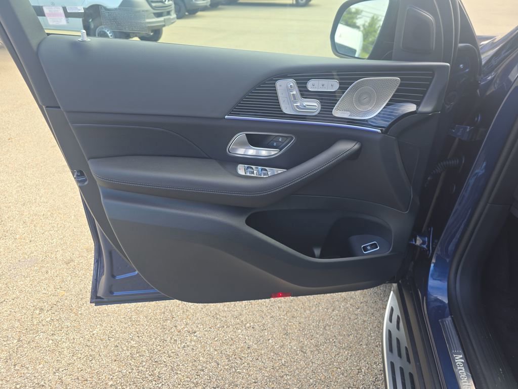 New 2026 Mercedes-Benz GLS 450 GLS 450 image 10