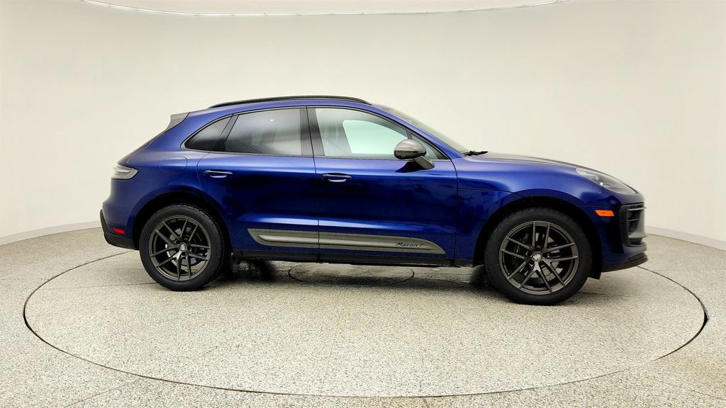 Used 2023 Porsche Macan Turbo AWD/4WD image 4