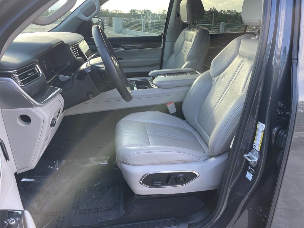 Used 2022 Jeep Wagoneer Series II image 17