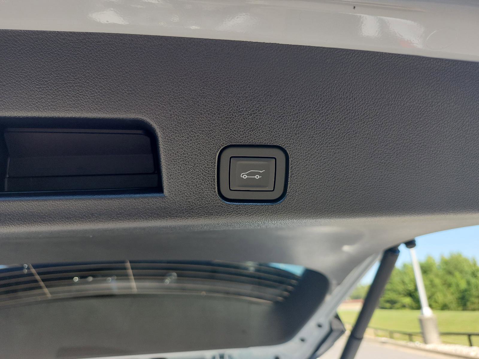 New 2026 GMC Acadia AT4 w/ Super Cruise Package image 9